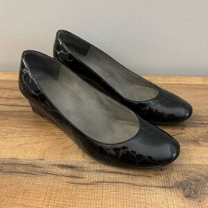 Stuart Weitzman Tortoise Patent Leather Wedge Women’s